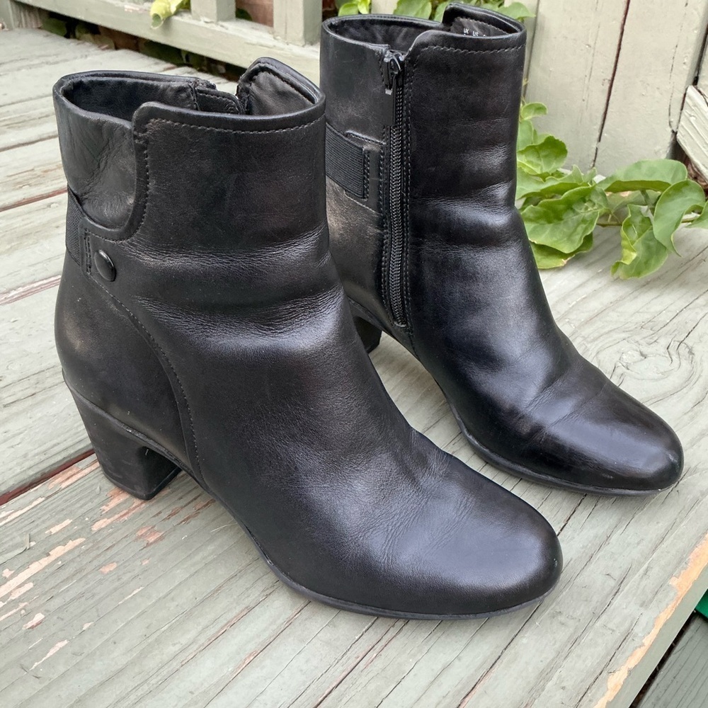 Clarks Lucette Jewel Dark Brown Leather Ankle Boots Women 8
